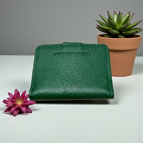 Portland Leather Mini Bifold Wallet in Bacalar! - Picture 2 of 5